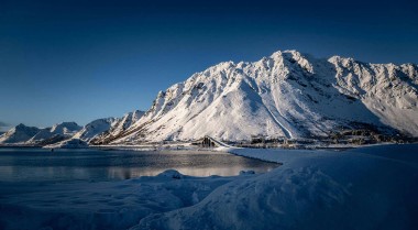 爱看机器人旁白校对法：盯情绪替代证据吗，立刻把主语写出来（不费劲但管用）